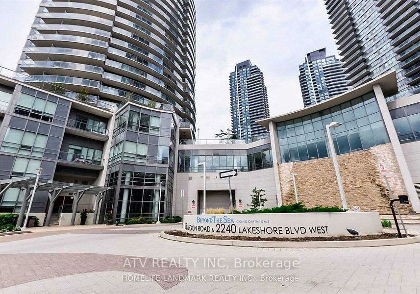 2240-lake-shore-boulevard-w-etobicoke-ontario-w12372785