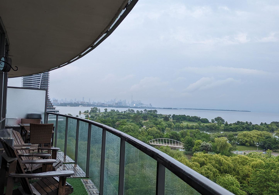 2240-lake-shore-boulevard-w-etobicoke-ontario-w12372785