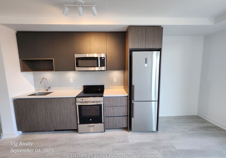 801-the-queensway-avenue-etobicoke-ontario-w12372958