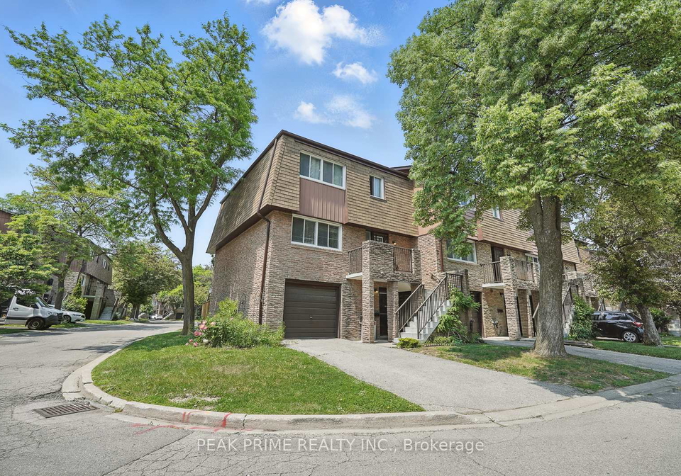 7030-copenhagen-road-mississauga-ontario-w12372979