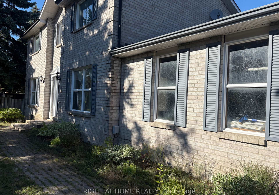 2-fountainbridge-drive-caledon-ontario-w12373060