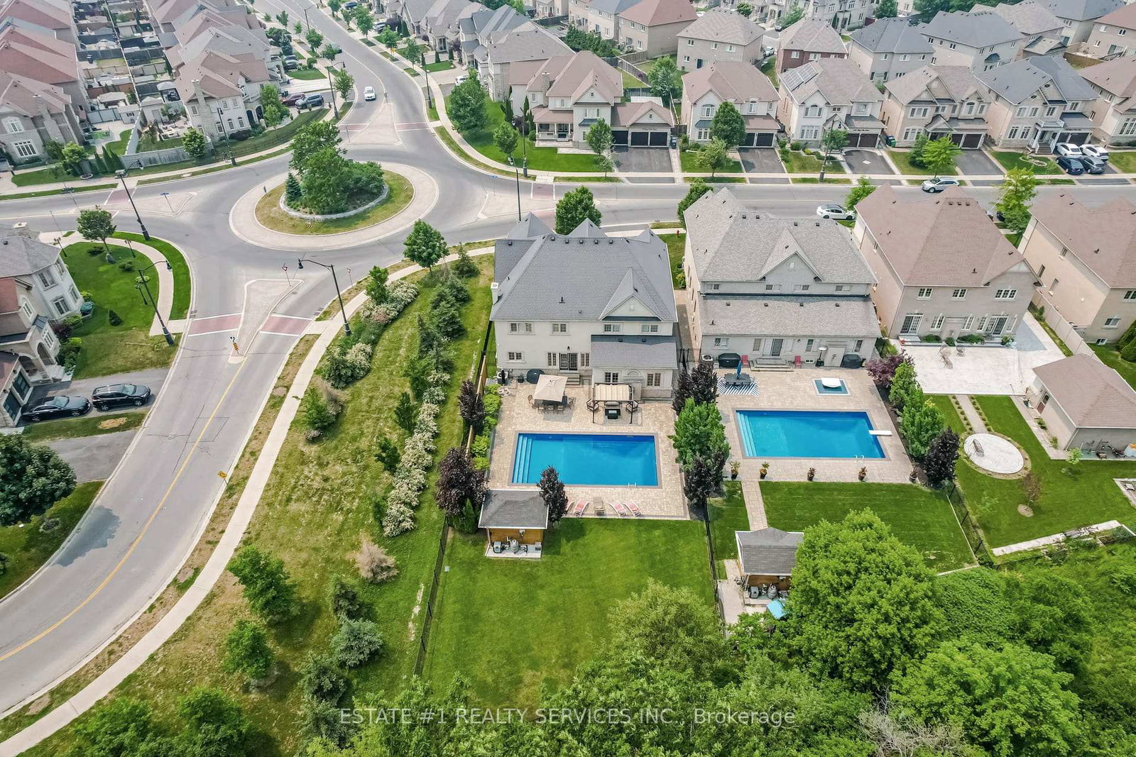 113-royal-west-drive-brampton-ontario-w12373109