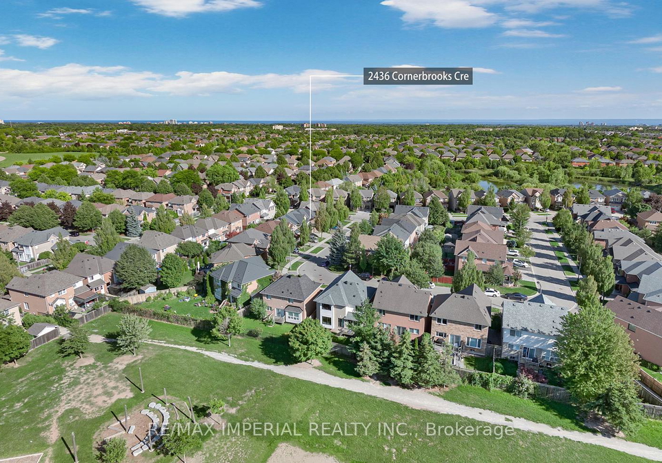 2436-cornerbrooke-crescent-oakville-ontario-w12373262