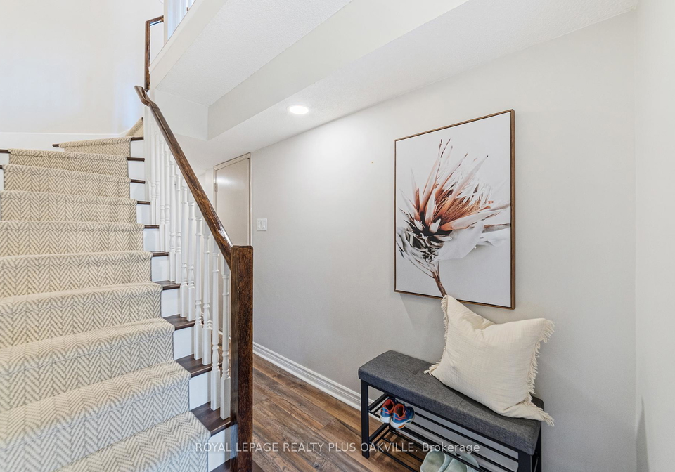 2300-brays-lane-oakville-ontario-w12373383