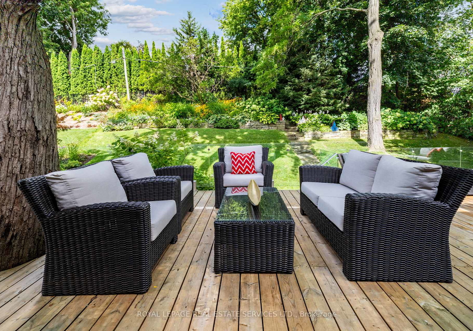 10-hartfield-court-etobicoke-ontario-w12373405