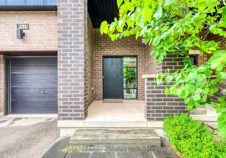 371-athabasca-common-oakville-ontario-w12373445