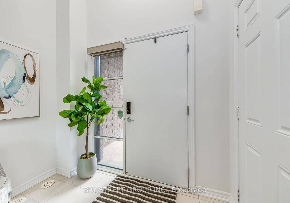 371-athabasca-common-oakville-ontario-w12373445