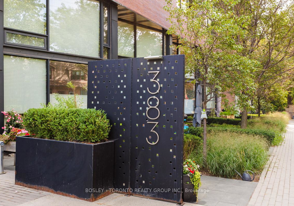383-sorauren-avenue-toronto-ontario-w12373528