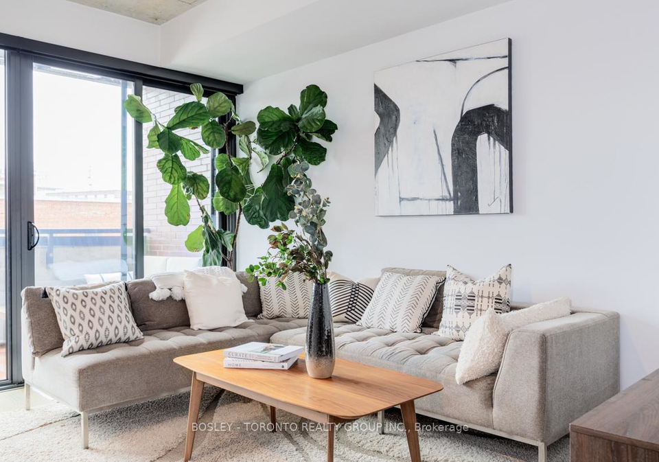 383-sorauren-avenue-toronto-ontario-w12373528