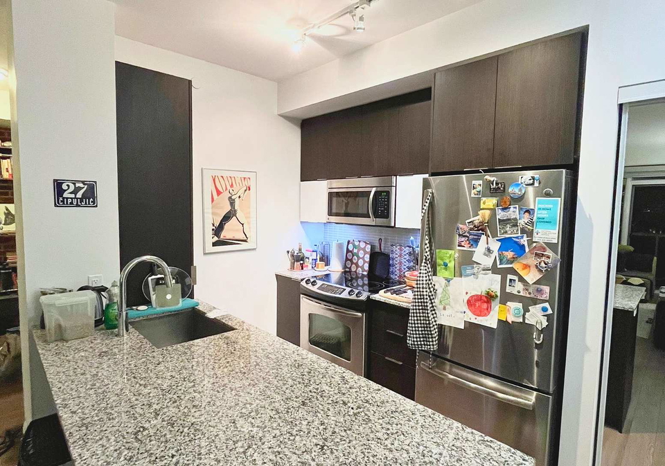 56-annie-craig-drive-etobicoke-ontario-w12373590