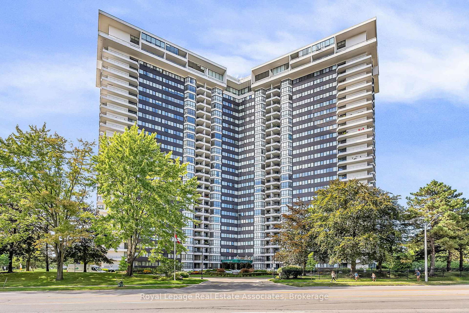 1333-bloor-street-e-mississauga-ontario-w12373737