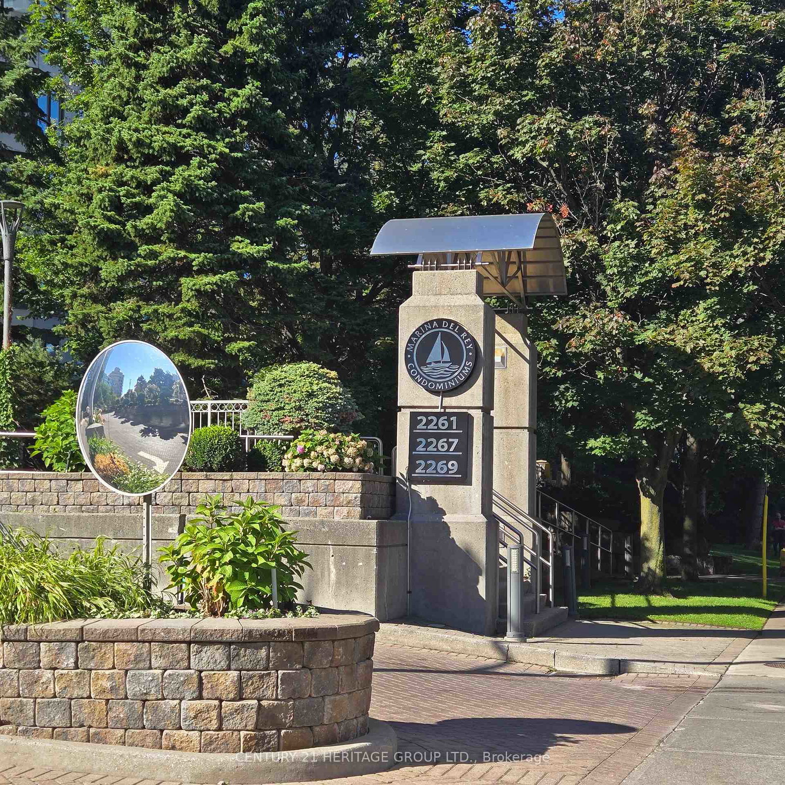 2267-lakeshore-boulevard-w-etobicoke-ontario-w12373784