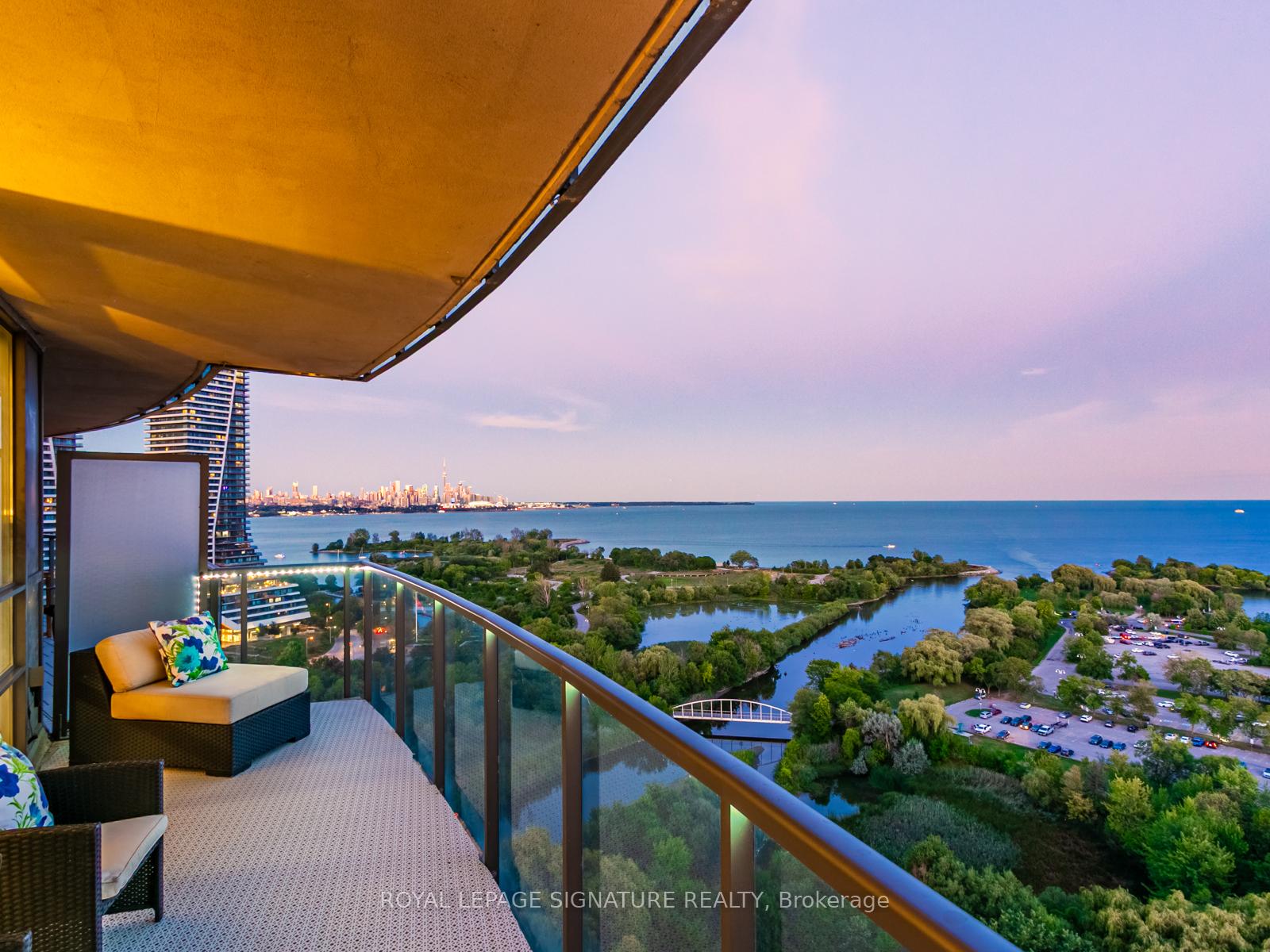 2230-lake-shore-boulevard-w-etobicoke-ontario-w12373845