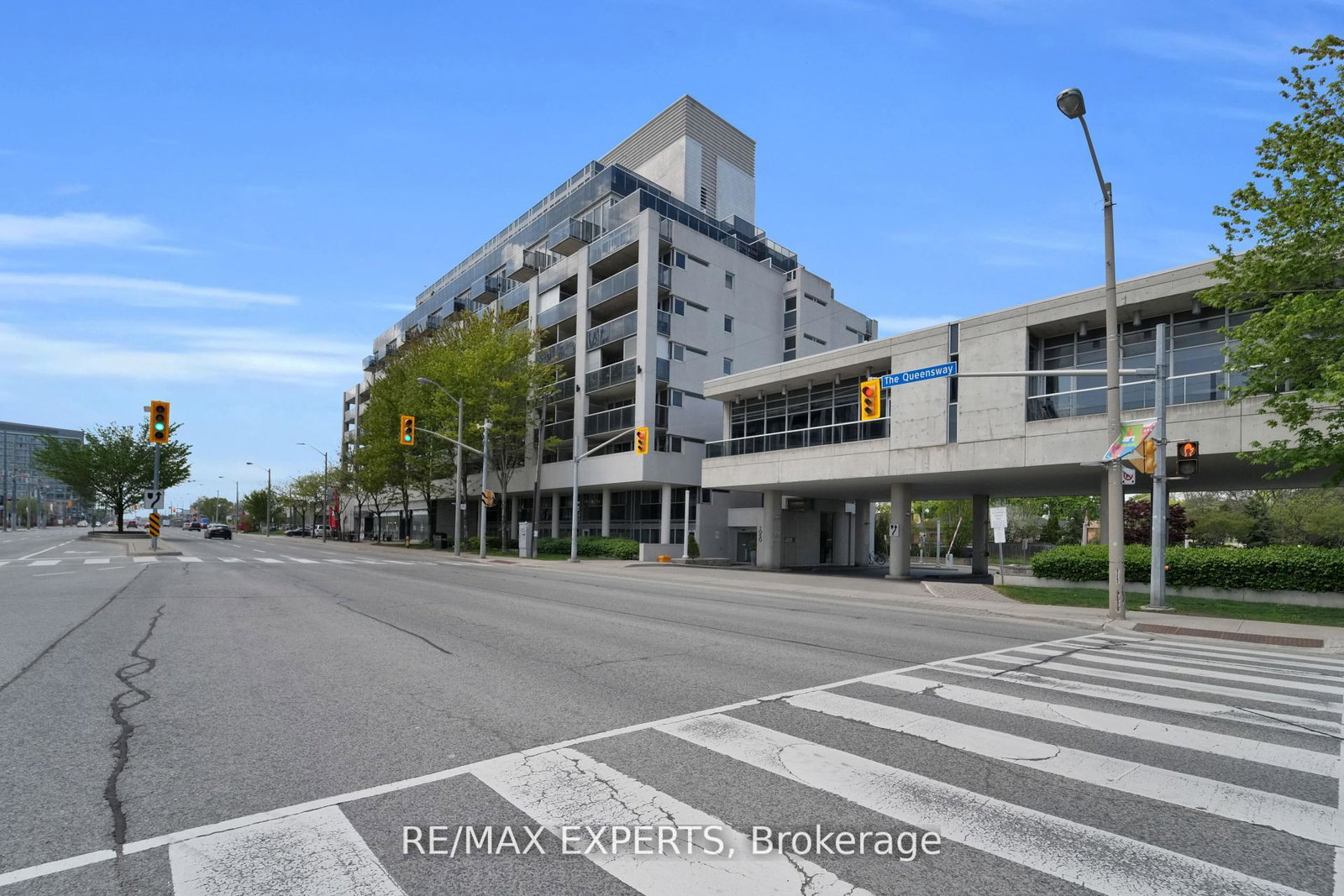 1050-the-queensway-etobicoke-ontario-w12373908
