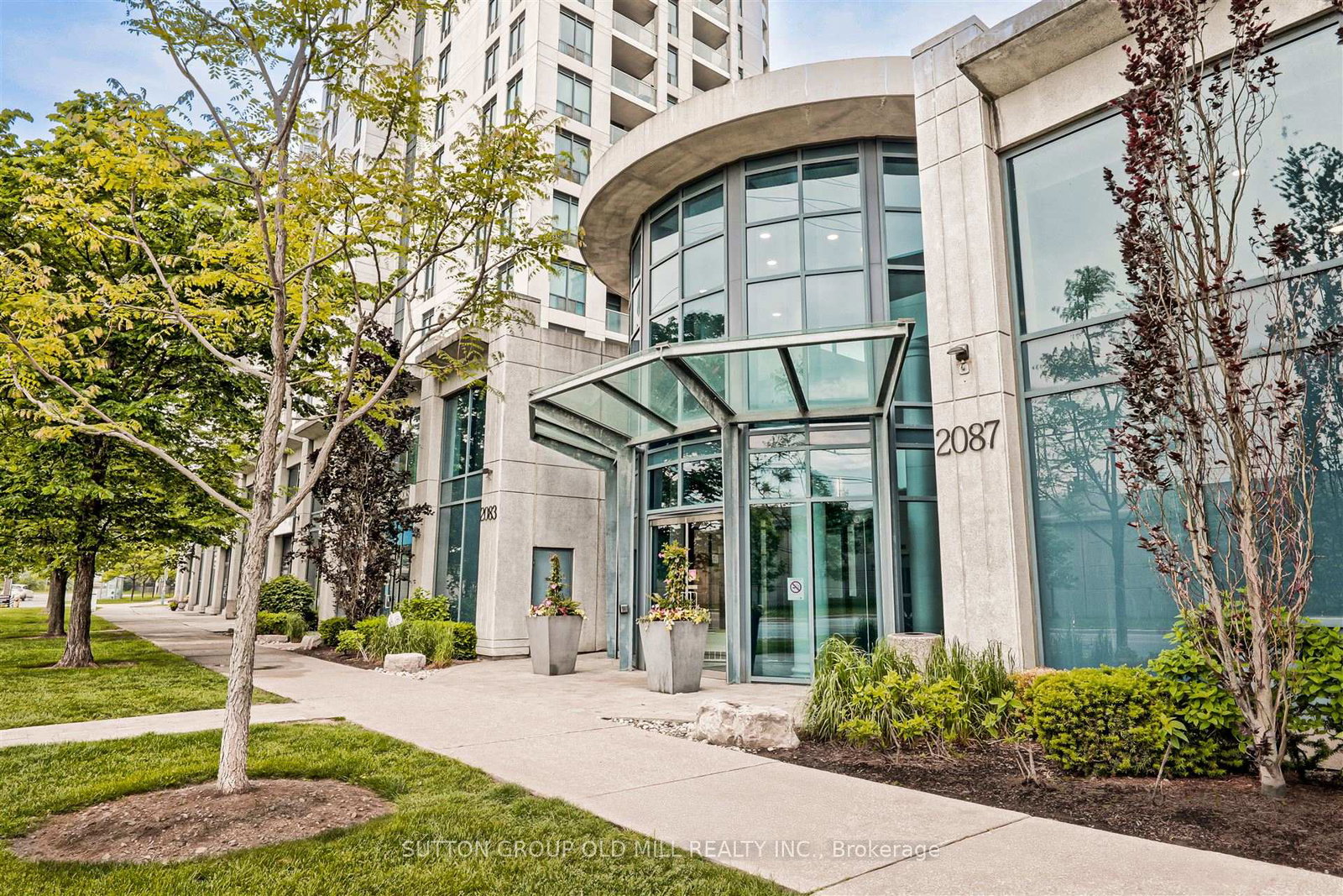 2087-lake-shore-boulevard-w-etobicoke-ontario-w12373975