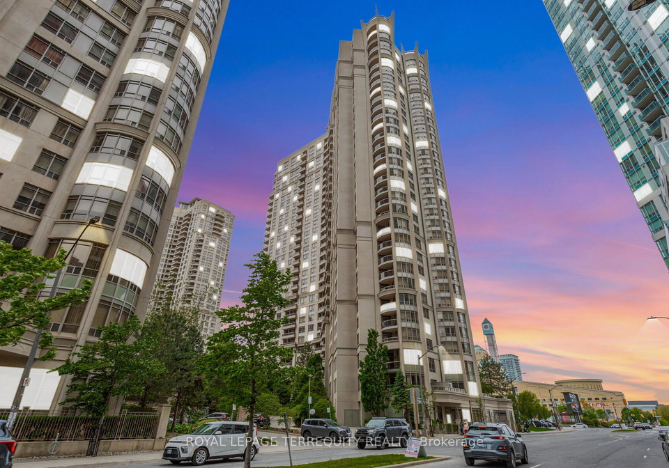 3888-duke-of-york-boulevard-mississauga-ontario-w12373985