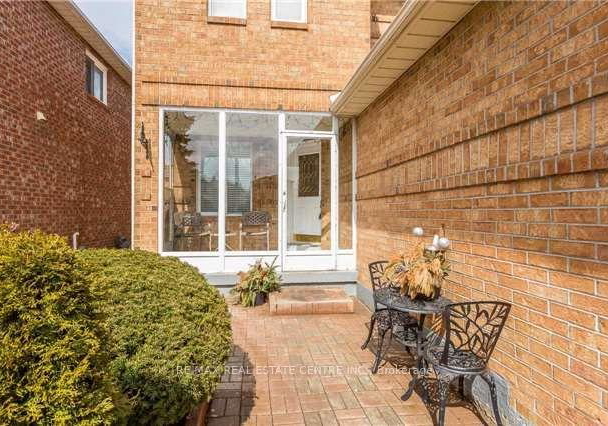 22-matterdale-upper-avenue-brampton-ontario-w12373991