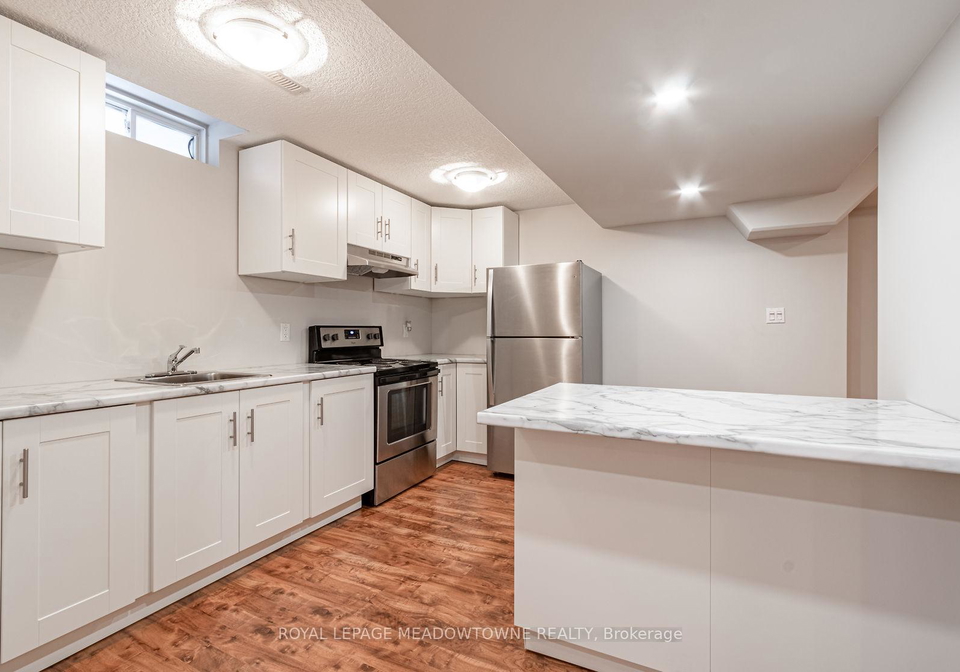 1147-houston-drive-milton-ontario-w12374006