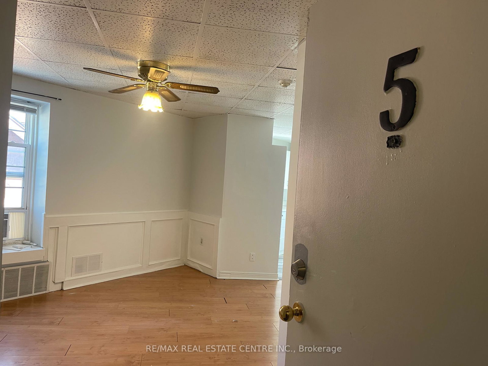7-main-street-n-halton-hills-ontario-w12374276