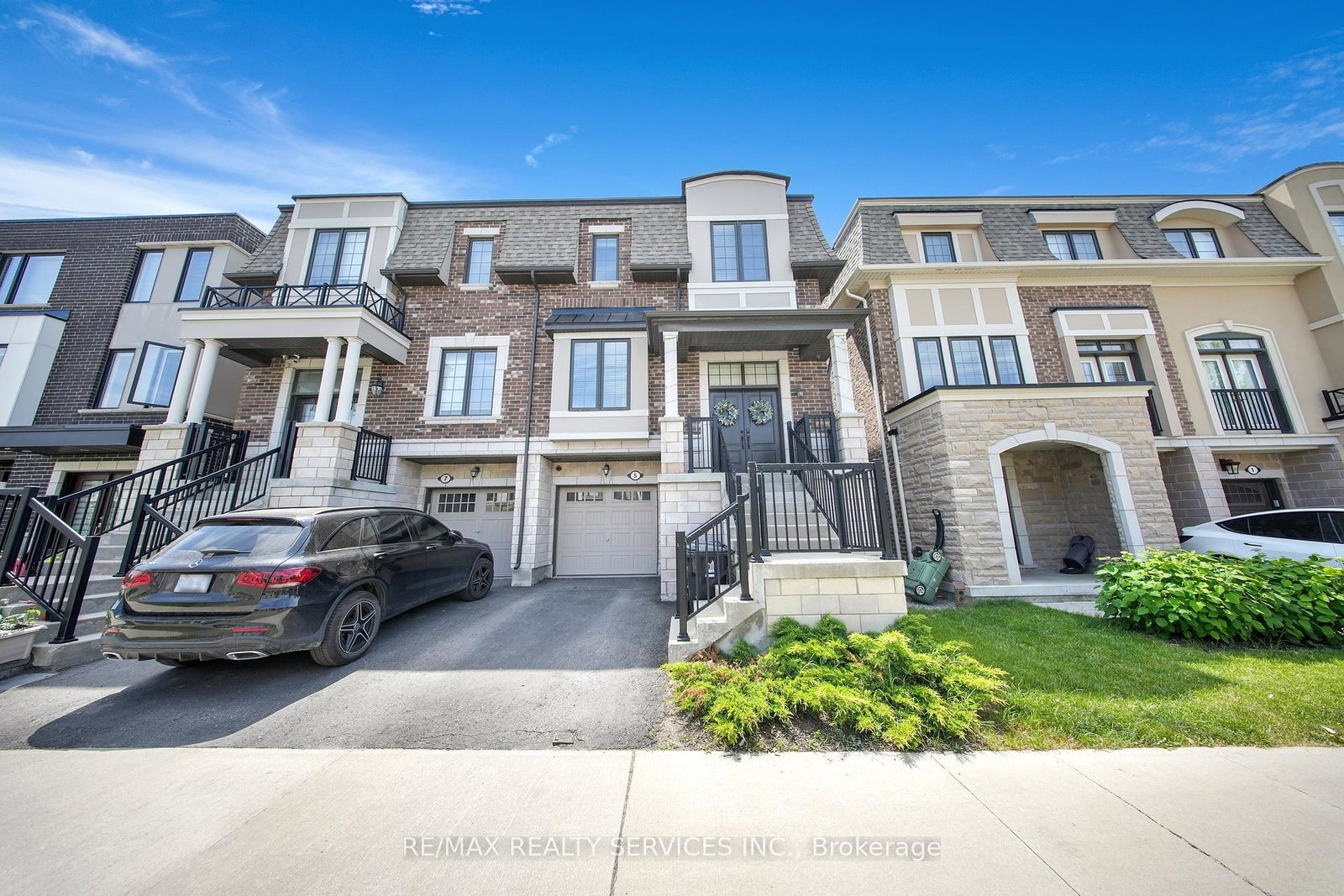 5-vaudeville-drive-etobicoke-ontario-w12374312