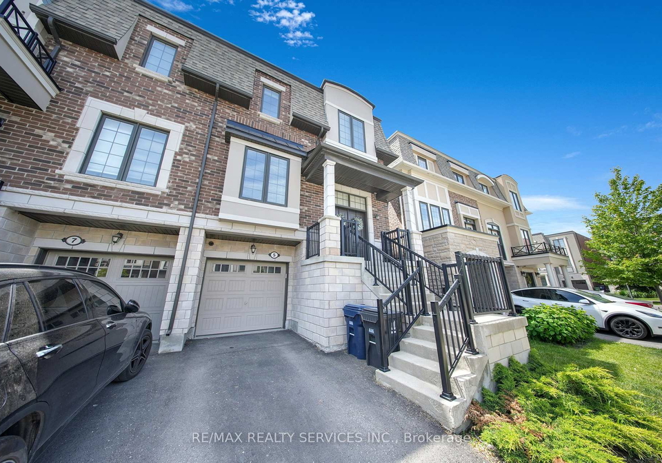 5-vaudeville-drive-etobicoke-ontario-w12374312