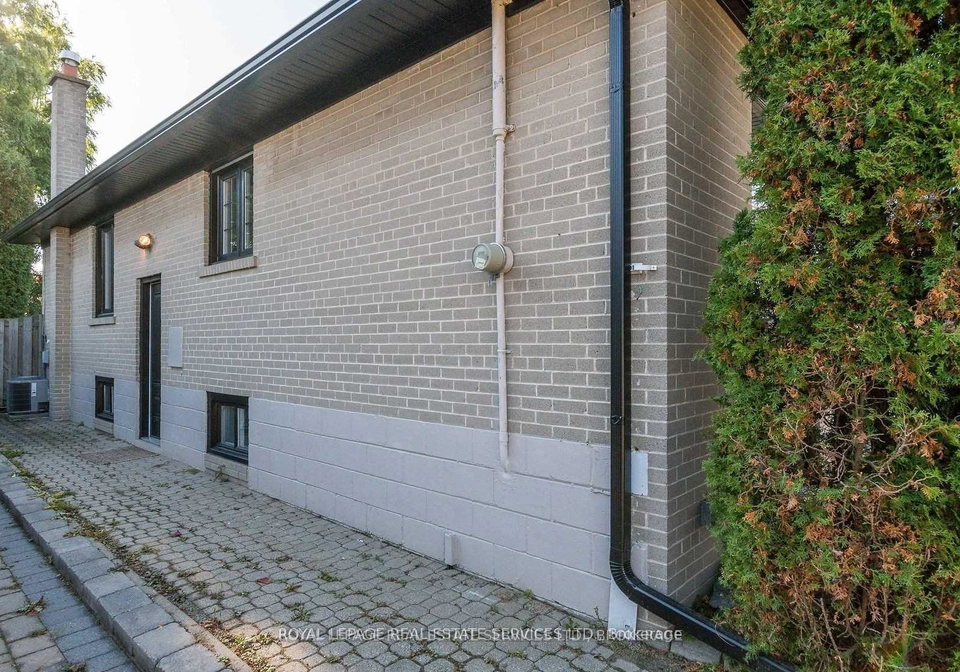 56-hagersville-court-etobicoke-ontario-w12374699