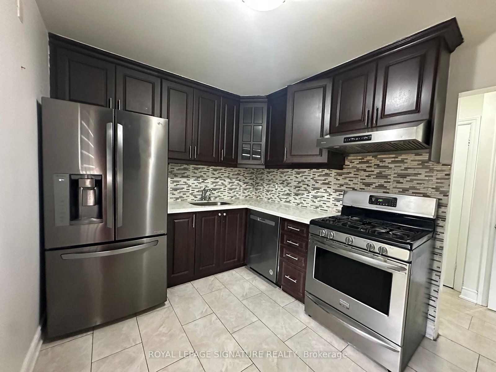 16-litchfield-court-etobicoke-ontario-w12374761