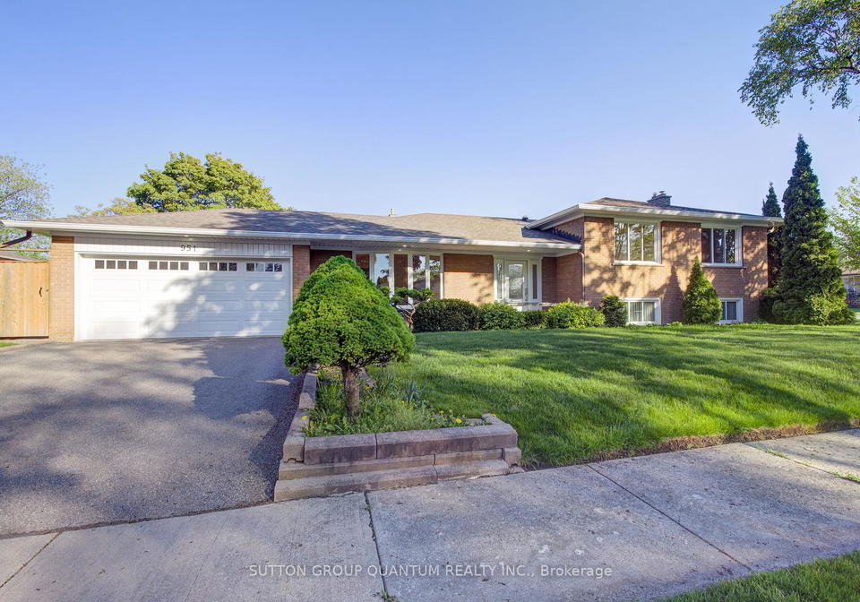 951-streamway-crescent-mississauga-ontario-w12374796