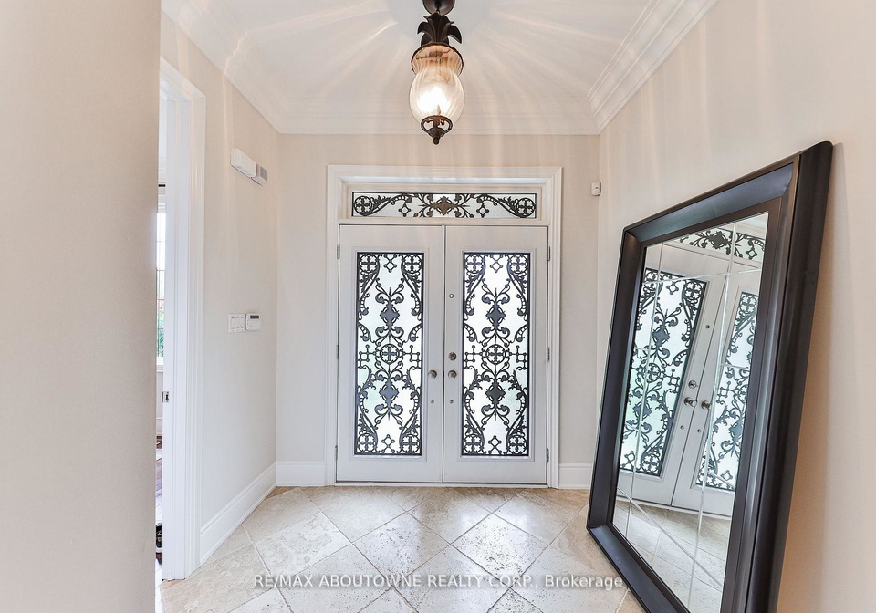526-hidden-trail-oakville-ontario-w12374807