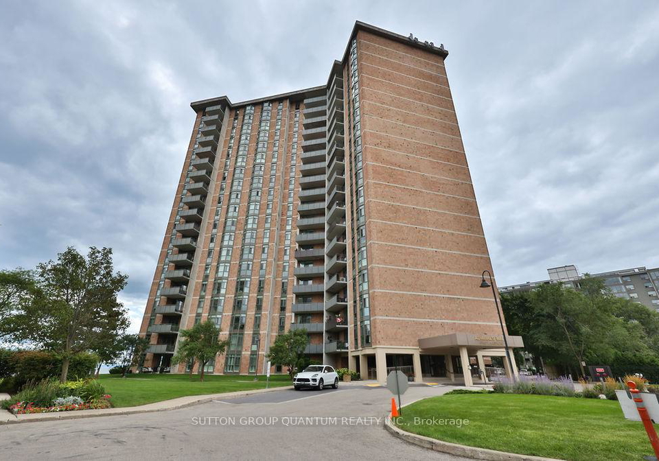 5250-lakeshore-road-burlington-ontario-w12374817