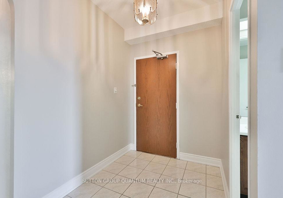5250-lakeshore-road-burlington-ontario-w12374817