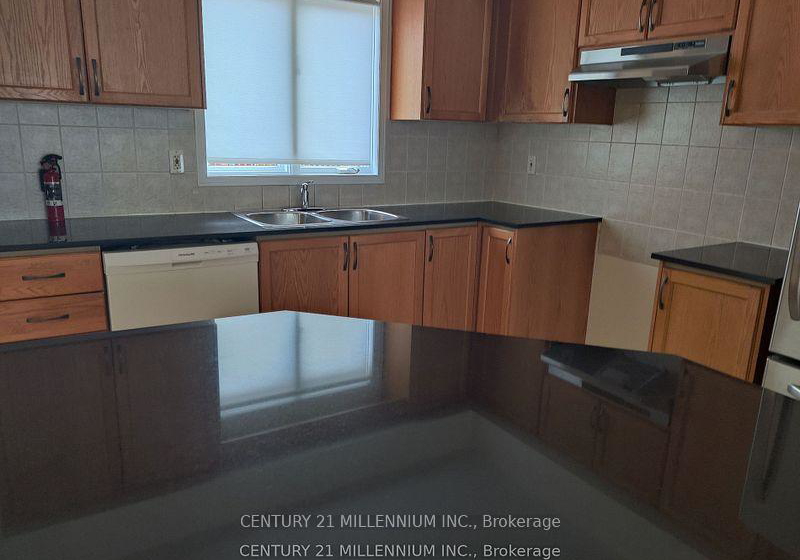 221-twelfth-street-etobicoke-ontario-w12375014