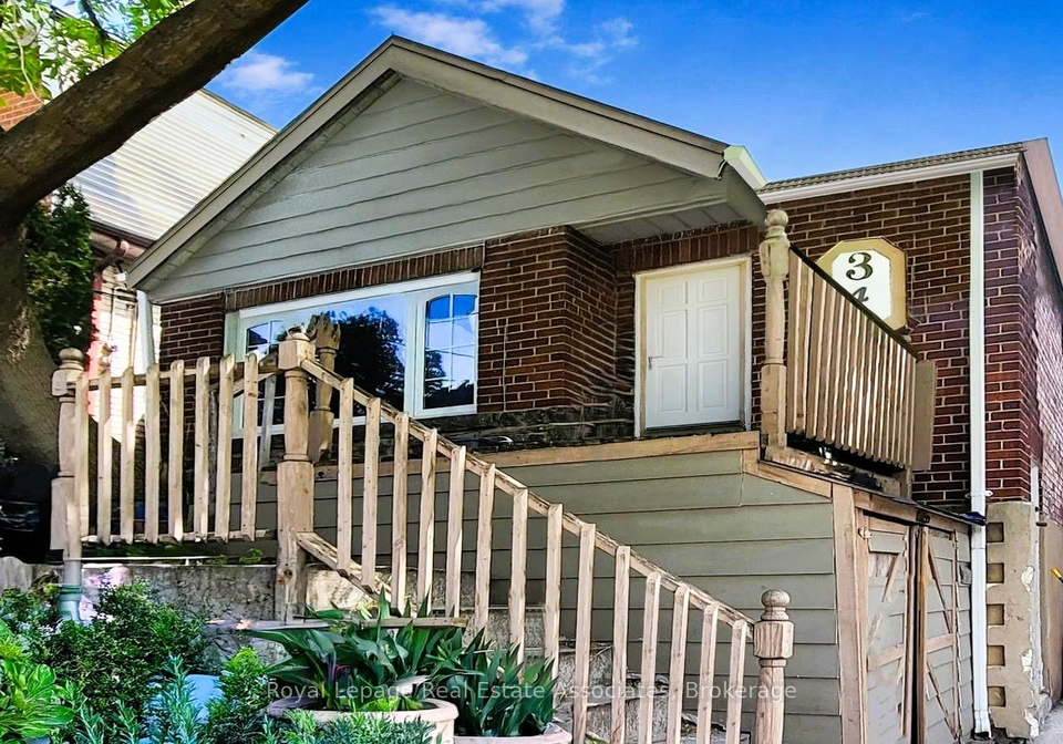 343-kane-avenue-toronto-ontario-w12375027