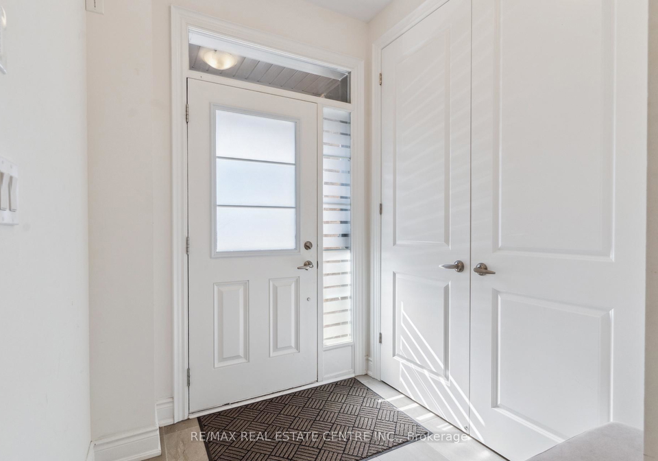 20-quinton-ridge-brampton-ontario-w12375032
