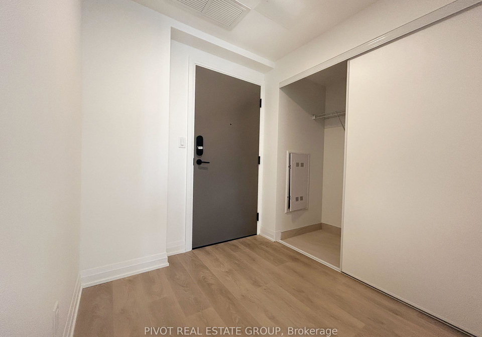 4015-the-exchange-mississauga-ontario-w12375164