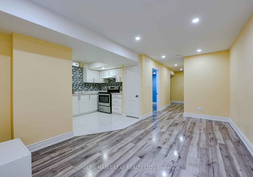 15-orangeblossom-trail-brampton-ontario-w12375272