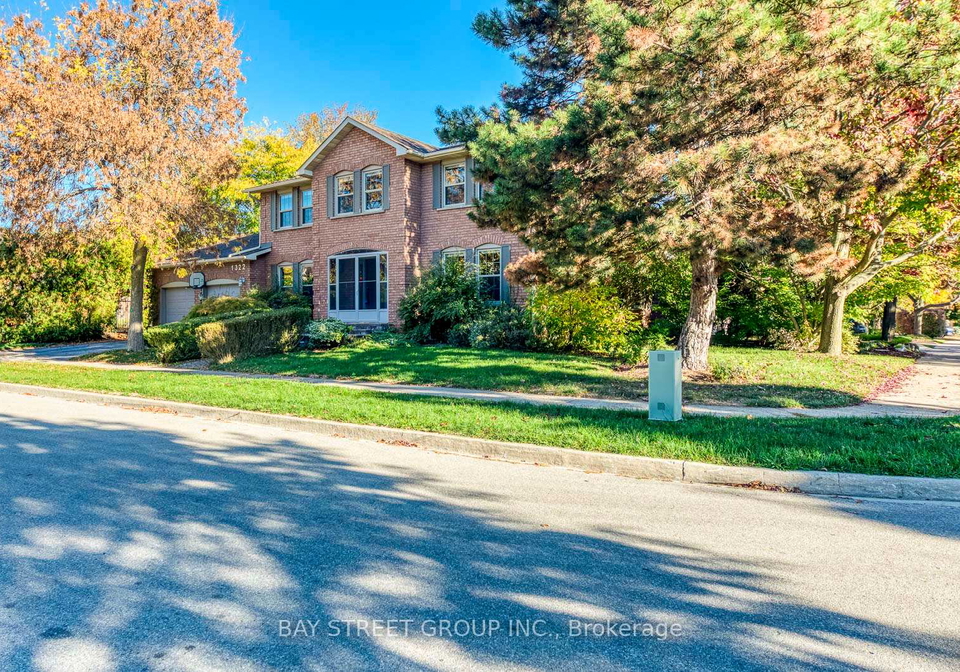 1322-roseberry-crescent-oakville-ontario-w12375376