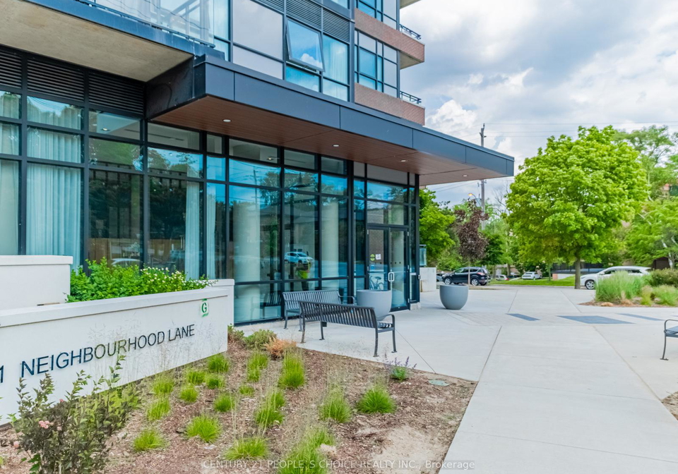 1-neighbourhood-lane-etobicoke-ontario-w12375419