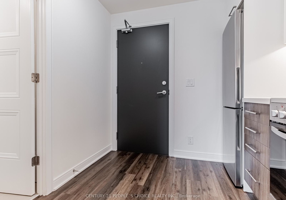 1-neighbourhood-lane-etobicoke-ontario-w12375419