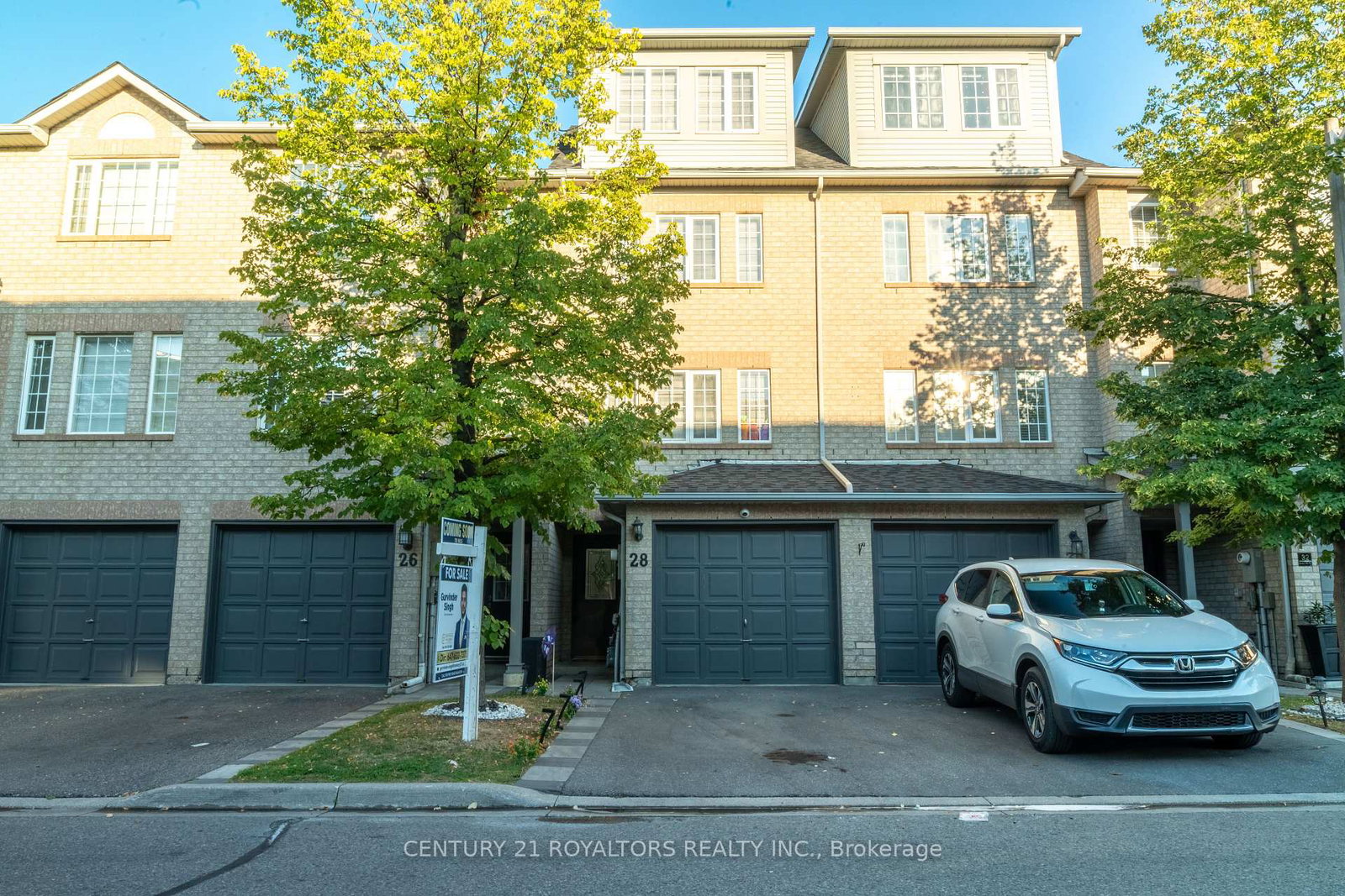 28-spadina-road-brampton-ontario-w12375455