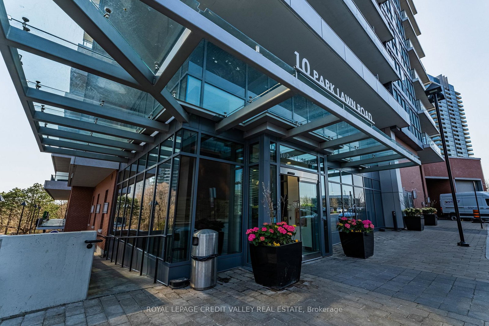 10-park-lawn-road-etobicoke-ontario-w12375659