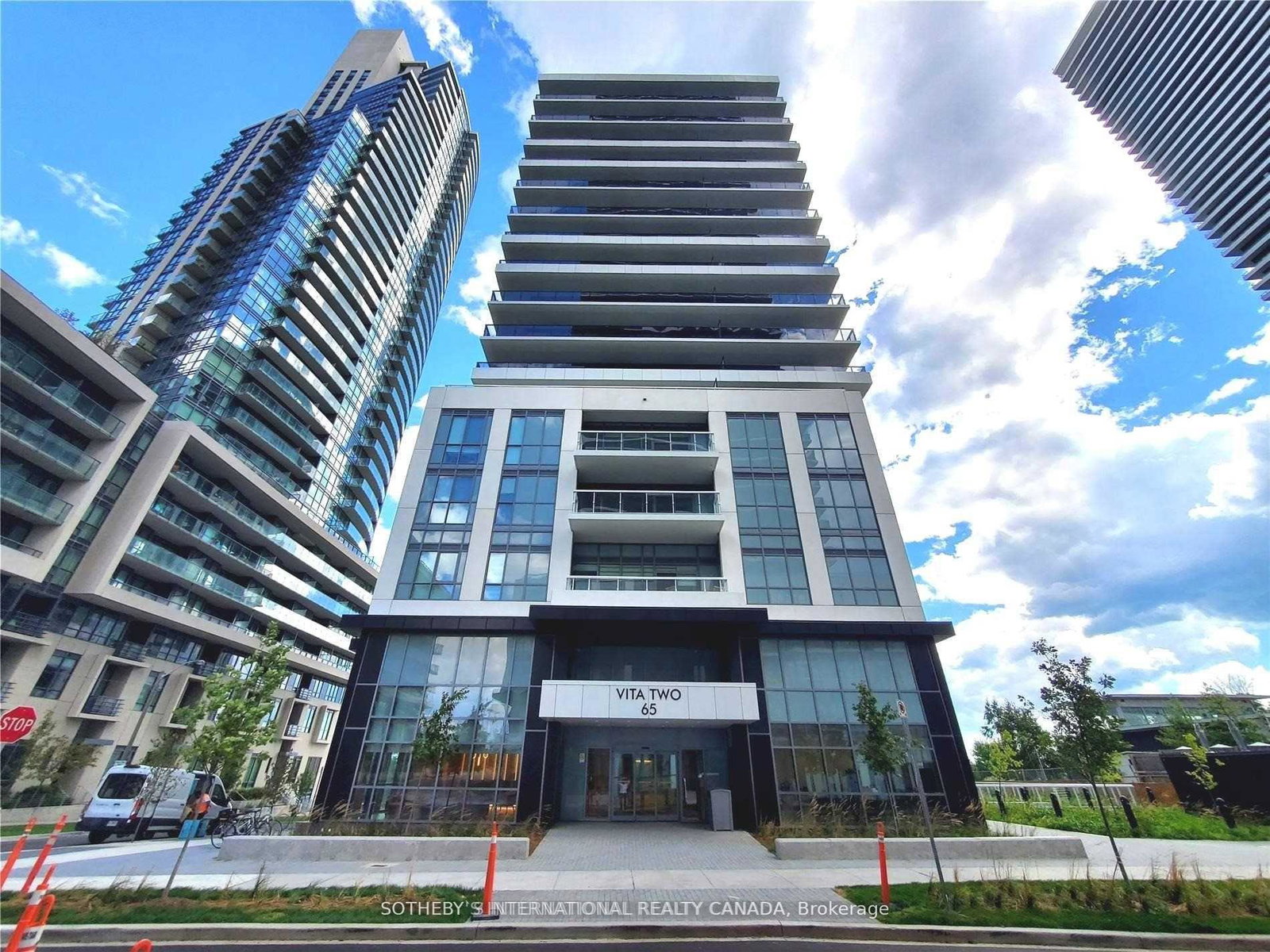 65-annie-craig-drive-etobicoke-ontario-w12375783