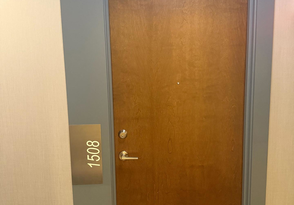 2220-1508-lake-shore-boulevard-w-etobicoke-ontario-w12375860