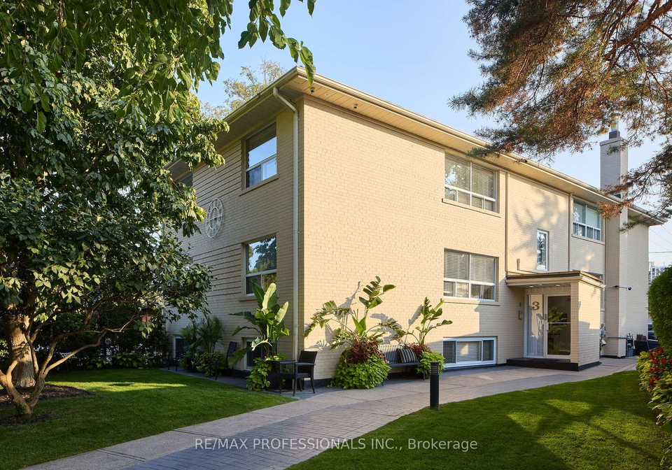3-chestnut-hills-crescent-etobicoke-ontario-w12375882