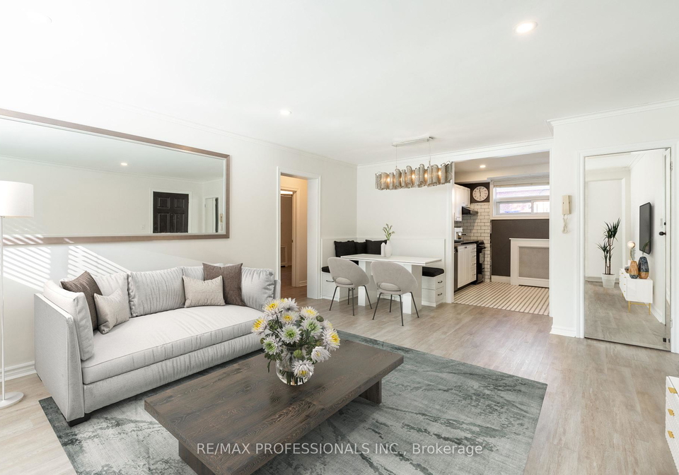 3-chestnut-hills-crescent-etobicoke-ontario-w12375882