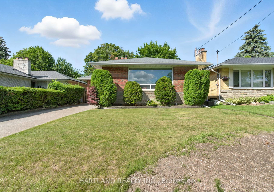 25-rowse-crescent-etobicoke-ontario-w12376066