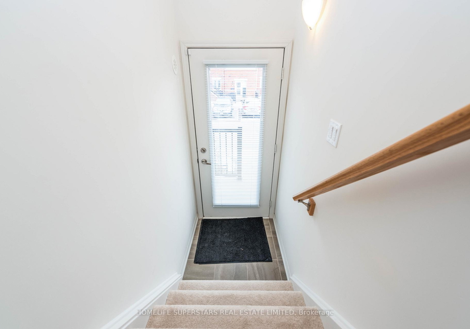 250-sunny-meadow-boulevard-brampton-ontario-w12376068