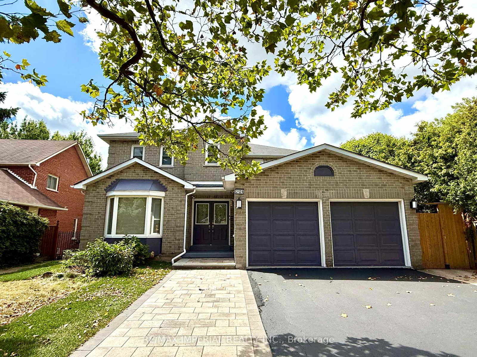 2128-mayflower-boulevard-oakville-ontario-w12376203