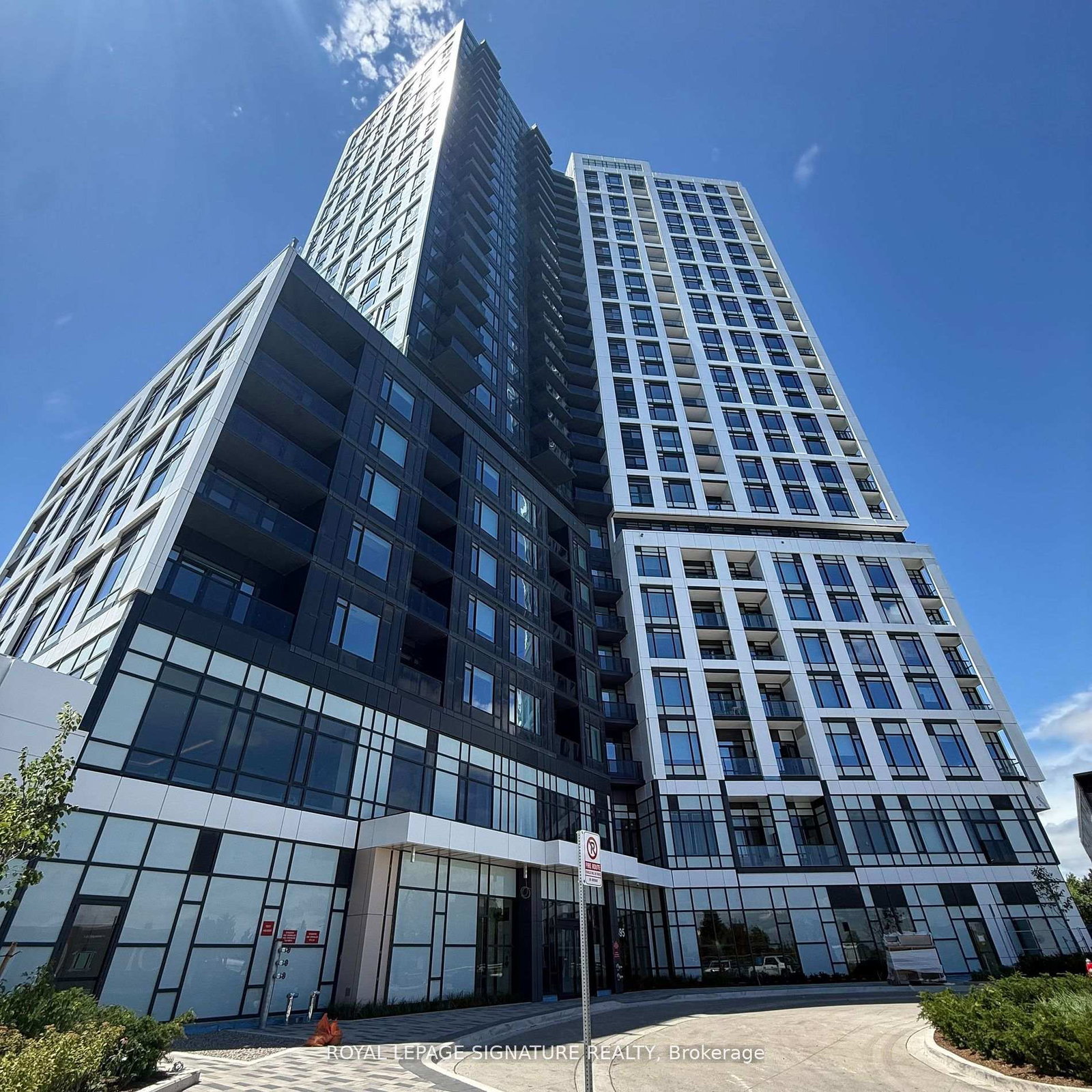 2495-eglinton-avenue-w-mississauga-ontario-w12376470