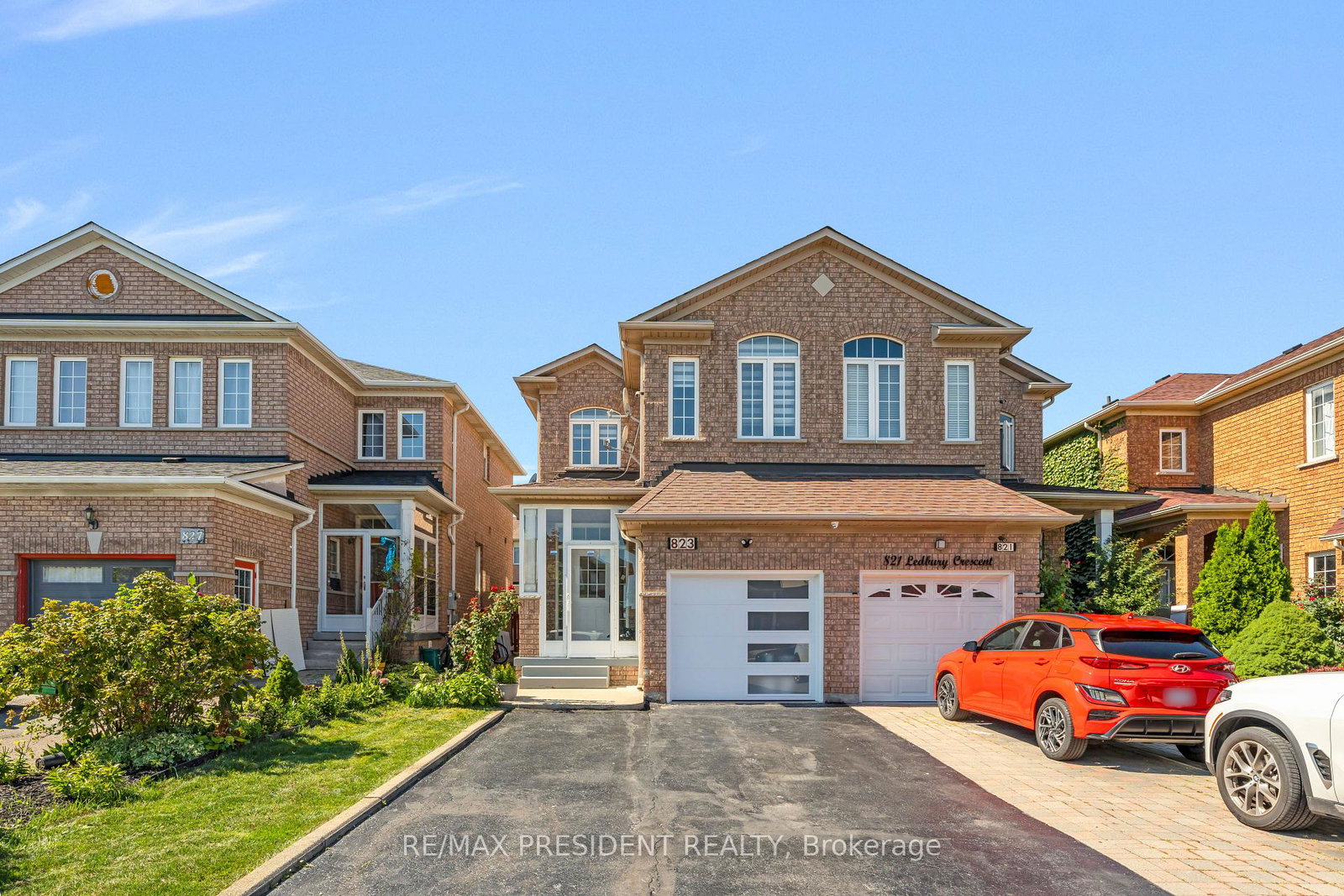 823-ledbury-crescent-mississauga-ontario-w12376549